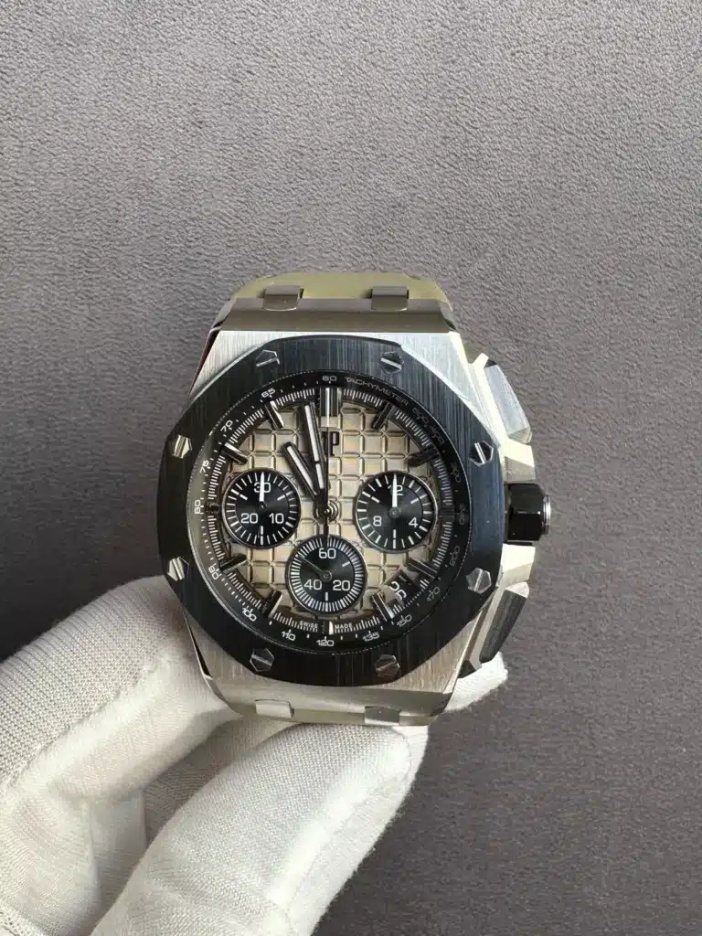 Audemars Piguet Royal Oak Offshore Chronograph Taupe “Smoke Dial“